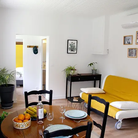 Appartement Petite Maison Independante Climatisee, Jardin Prive *