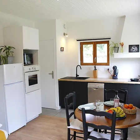 Petite Maison Independante Climatisee, Jardin Prive * Mérignac