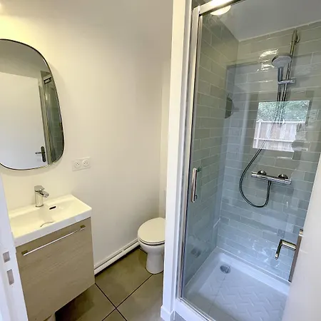 Petite Maison Independante Climatisee, Jardin Prive Appartement *